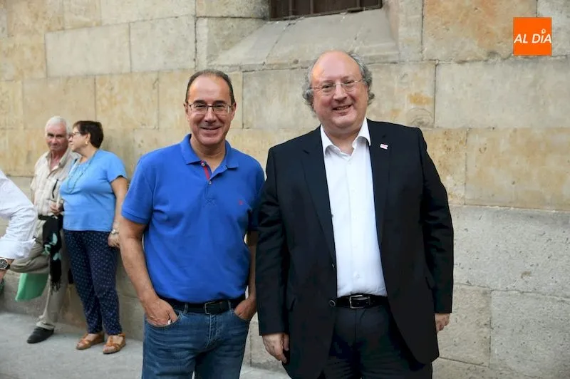 Foto 3 - El concierto de Jim Brothers & Co inaugura los cursos internacionales de lengua y cultura espa&ntilde;olas