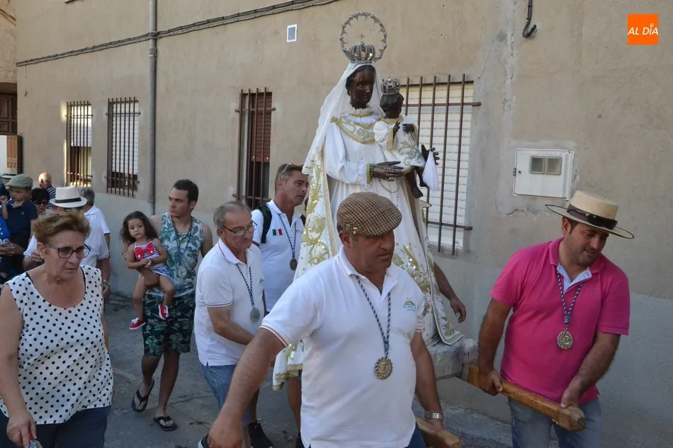 Foto 4 - Los romeros regresan a la ciudad tras cuatro intensos d&iacute;as en buena armon&iacute;a  