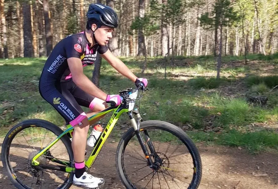 El joven Luis Sela, seleccionado para el Campeonato de España de Ciclismo  