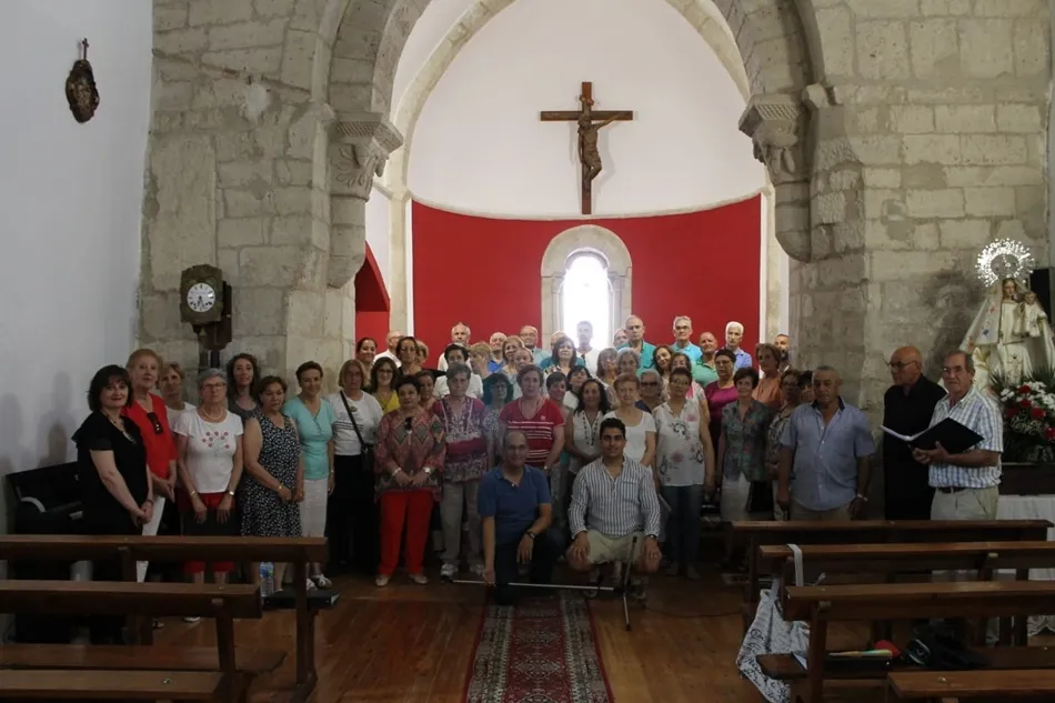 Foto 6 - El Coro de Villoruela participa en un encuentro coral en Villafuerte de Esgueva