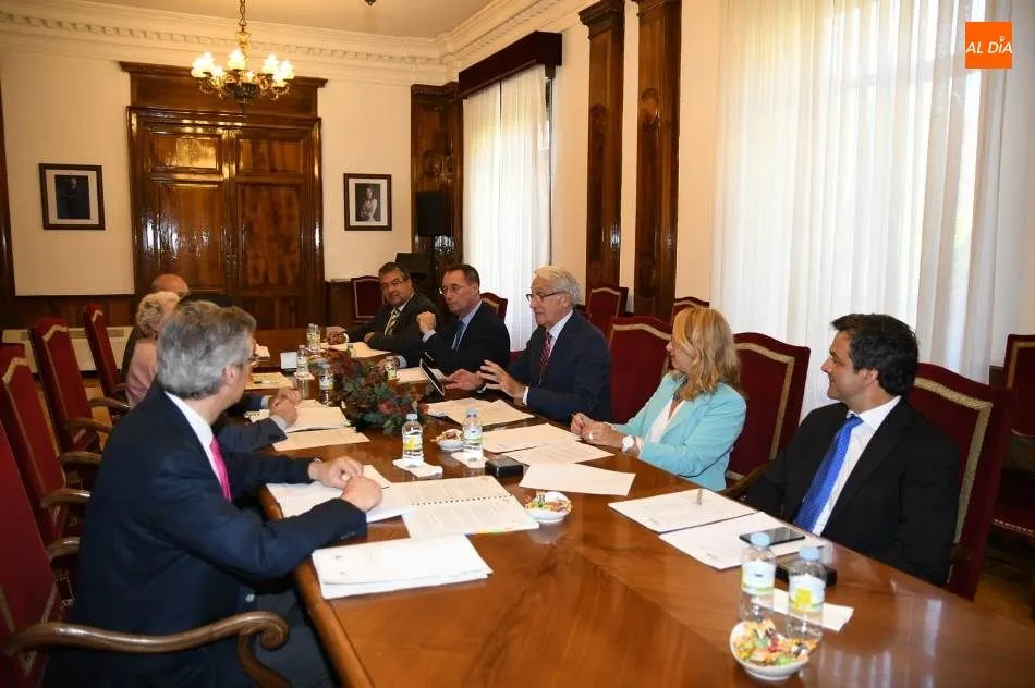 Foto 2 - Autoridades lusas y espa&ntilde;olas estrechan lazos en materia de Protecci&oacute;n Civil