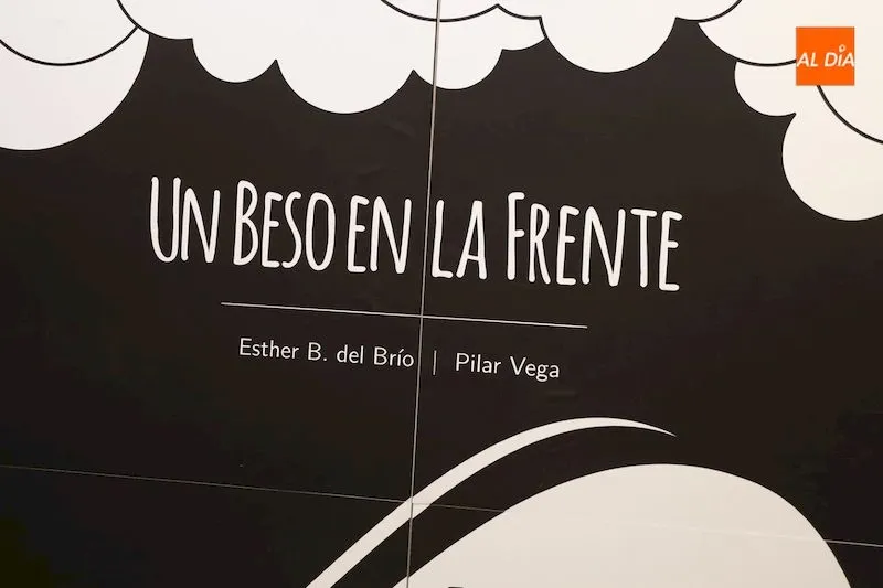 Foto 8 - El sal&oacute;n multiusos acoge la exposici&oacute;n &lsquo;Un beso en la frente&rsquo;
