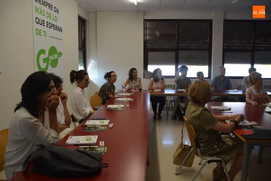 Foto 6 - El Ayuntamiento ayuda a veinte emprendedores a impulsar sus proyectos empresariales
