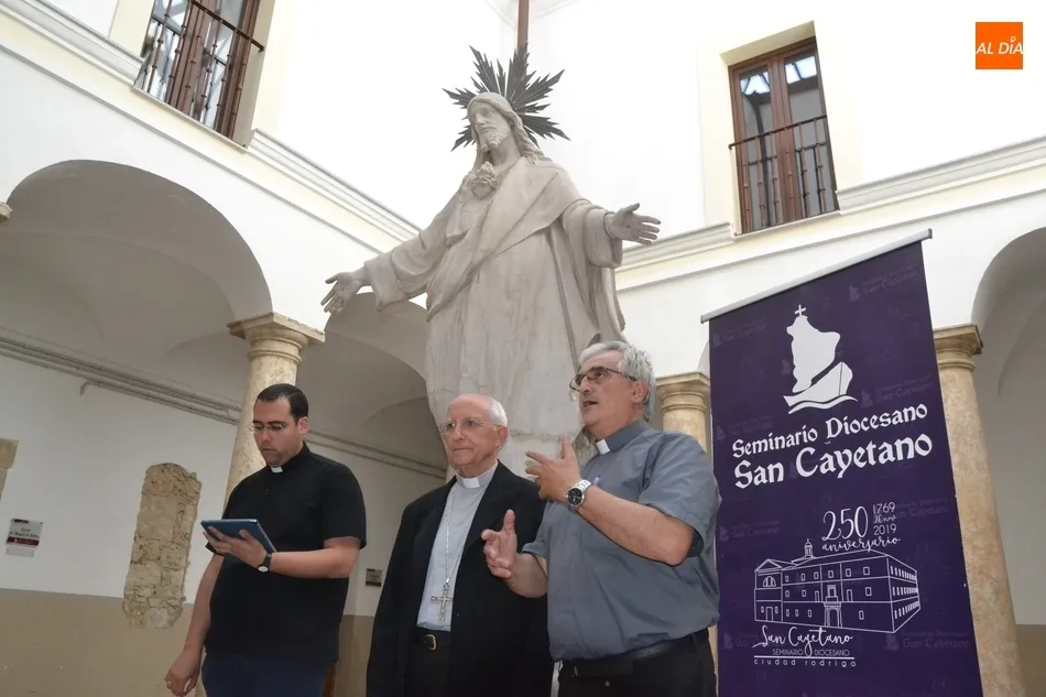Foto 2 - El Seminario convoca un gran Congreso para rematar los festejos por su 250 Aniversario  