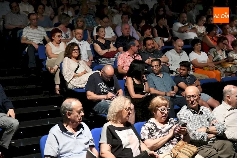 Foto 8 - Garufa Teatro estrena &lsquo;Siempre P&iacute;caros&rsquo; en el Teatro Juan de la Enzina  