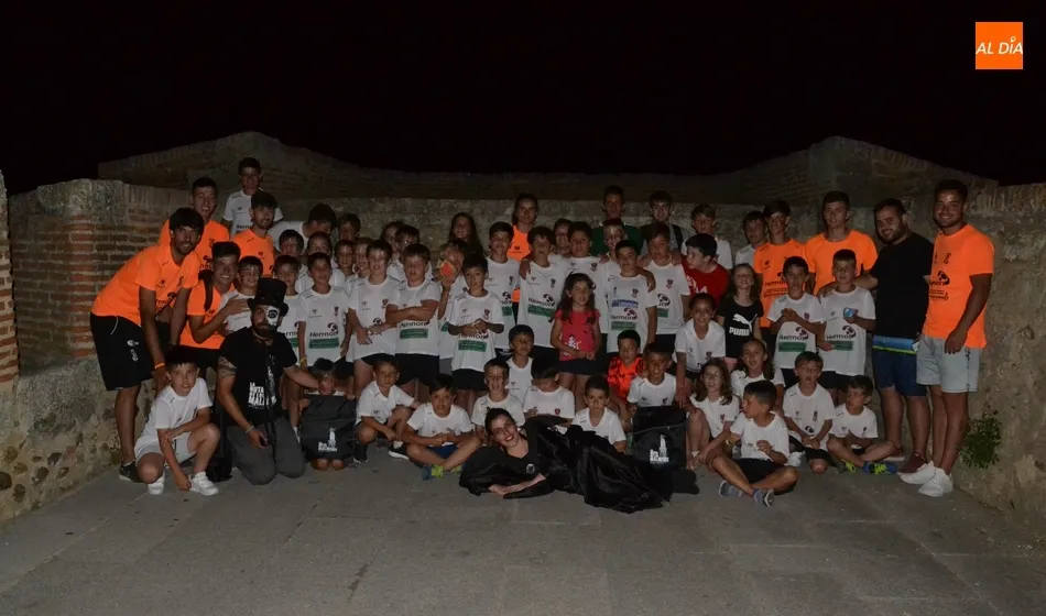Foto 5 - Los alumnos del Mir&oacute;briga Campus disfrutan de la Ruta de los Malditos en formato gymkana  