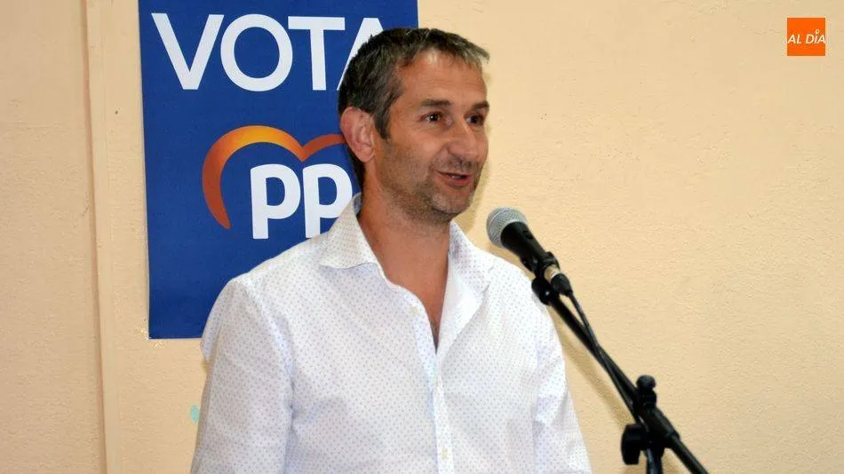Javier Martín, portavoz del PP en el Ayuntamiento de Lumbrales / FOTO: E. CORREDERA