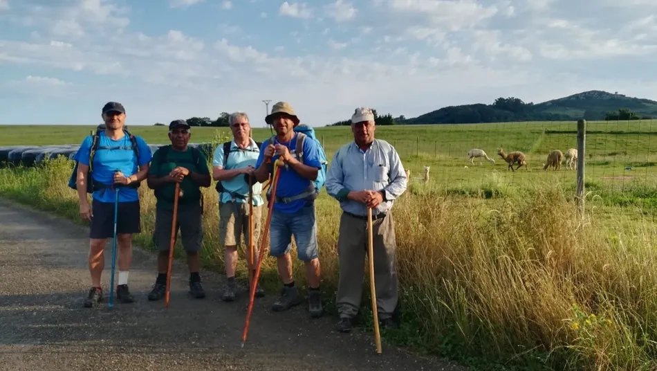 Foto 5 - Cuatro mirobrigenses afrontan el Camino de Santiago del Norte  