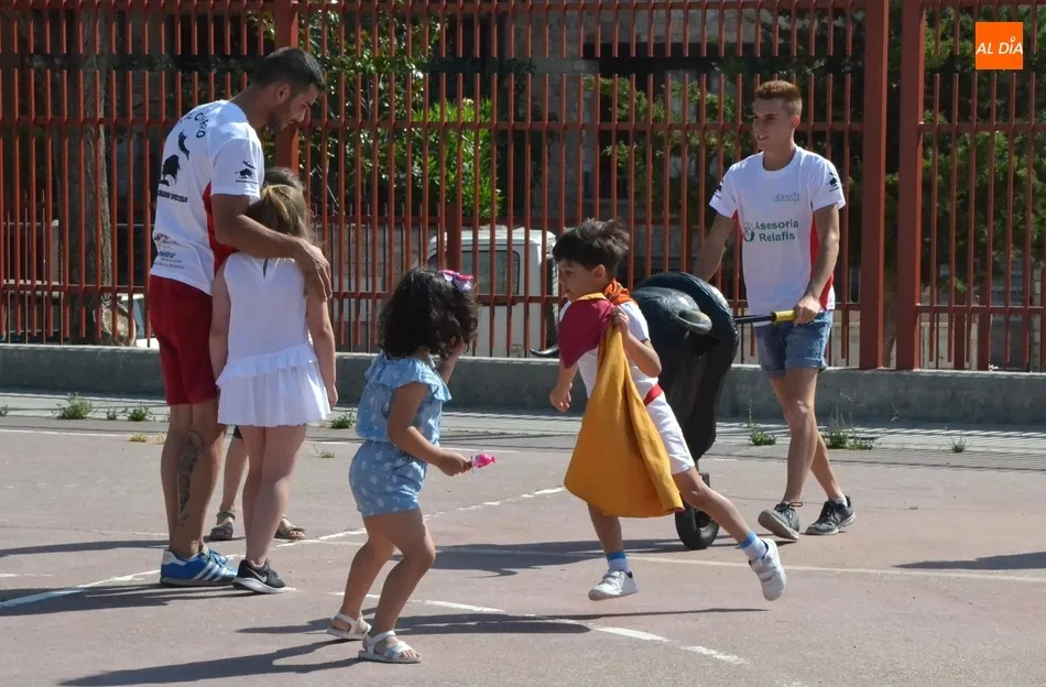 Foto 6 - Ma&ntilde;ana de quiebros, recortes y saltos en Conciliamos con motivo de San Ferm&iacute;n  