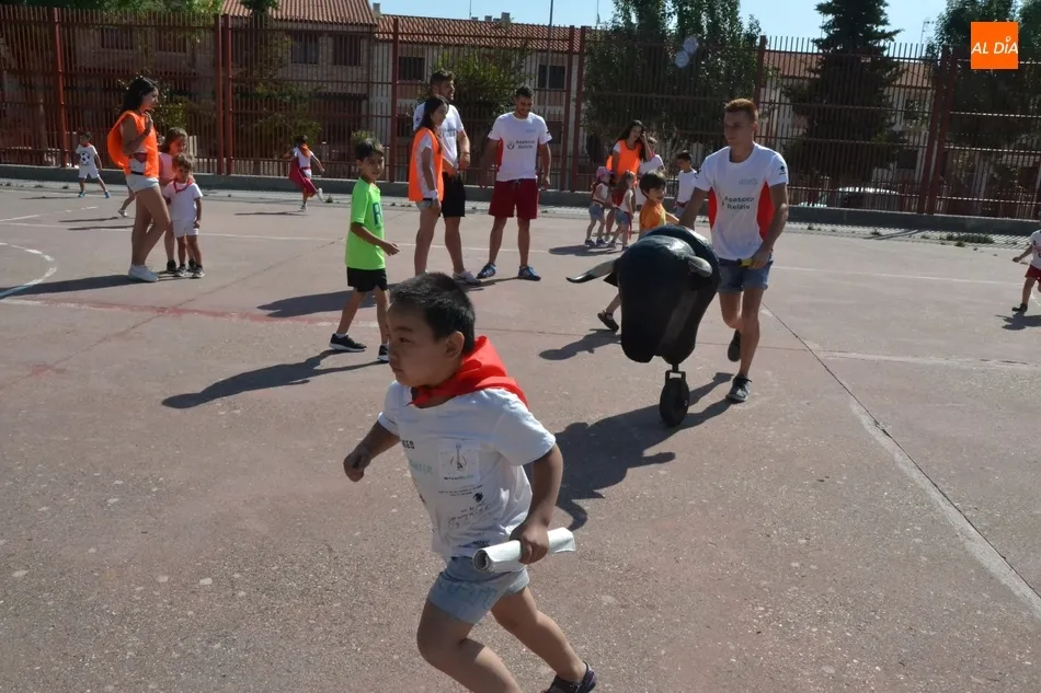 Foto 2 - Ma&ntilde;ana de quiebros, recortes y saltos en Conciliamos con motivo de San Ferm&iacute;n  