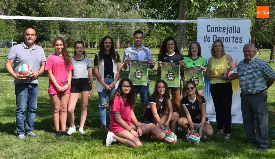 Habilitada una pista de voleibol en la Alameda Vieja  