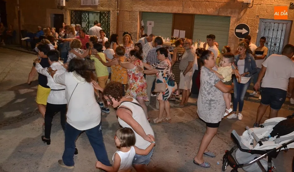 Foto 11 - El barrio de San Andr&eacute;s arranca con mucho ritmo sus fiestas veraniegas  