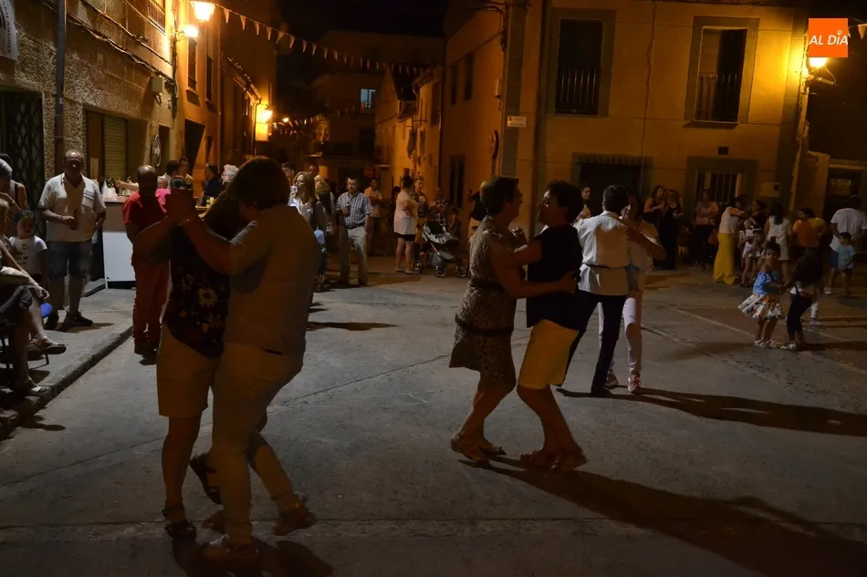 Foto 6 - El barrio de San Andr&eacute;s arranca con mucho ritmo sus fiestas veraniegas  