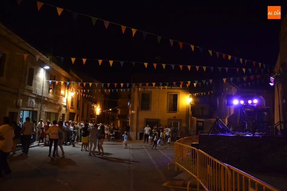 Foto 5 - El barrio de San Andr&eacute;s arranca con mucho ritmo sus fiestas veraniegas  