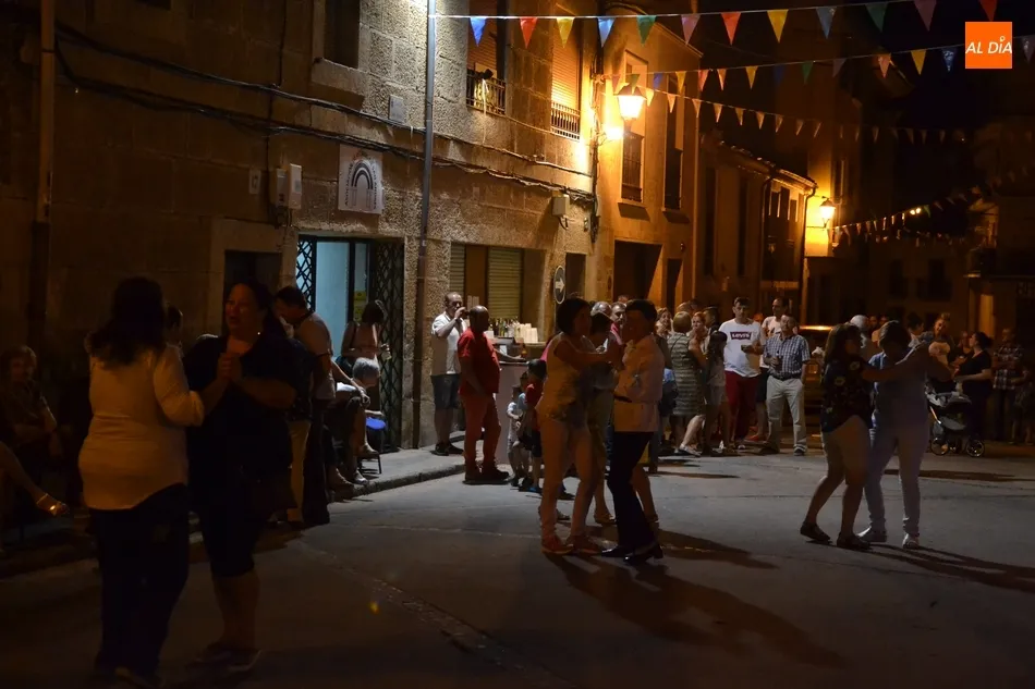 Foto 3 - El barrio de San Andr&eacute;s arranca con mucho ritmo sus fiestas veraniegas  