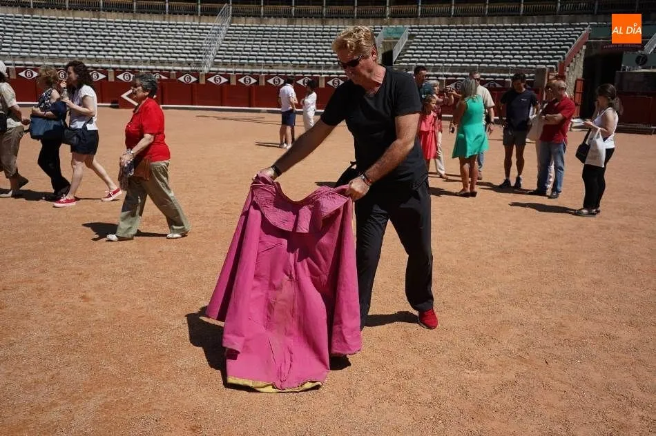 Foto 10 - Las visitas teatralizadas a La Glorieta permiten descubrir las estancias de la Plaza de Toros