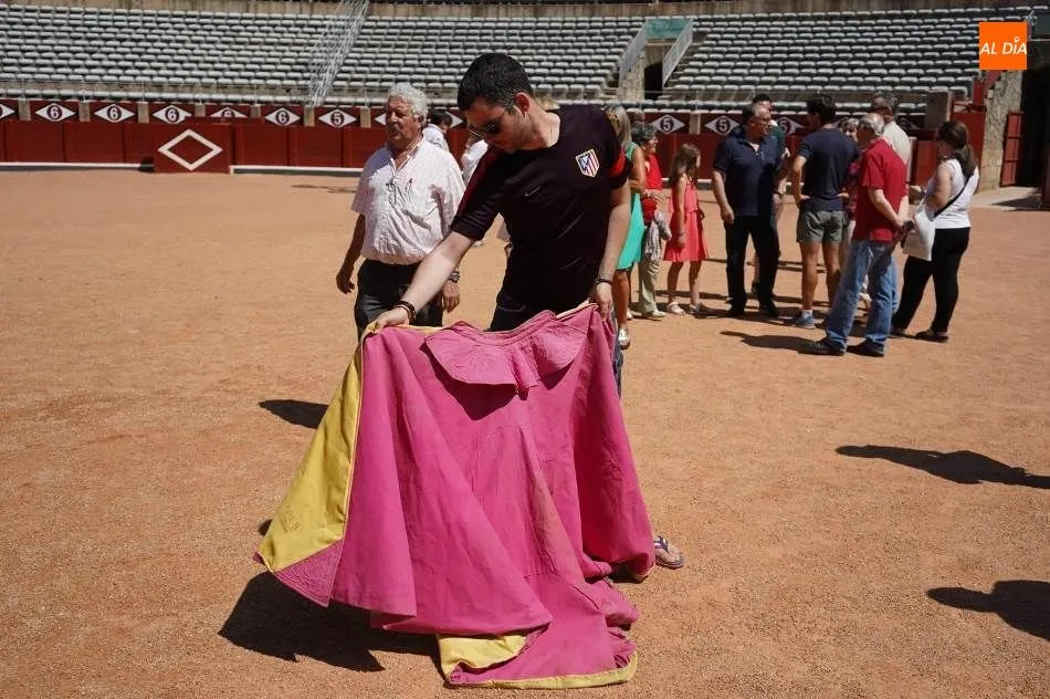 Foto 2 - Las visitas teatralizadas a La Glorieta permiten descubrir las estancias de la Plaza de Toros