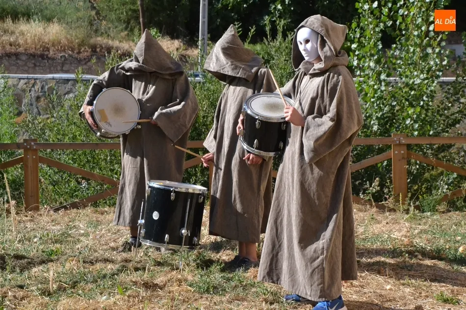El sonido y el colorido de la Cómic Con salen al exterior de La Fábrica  