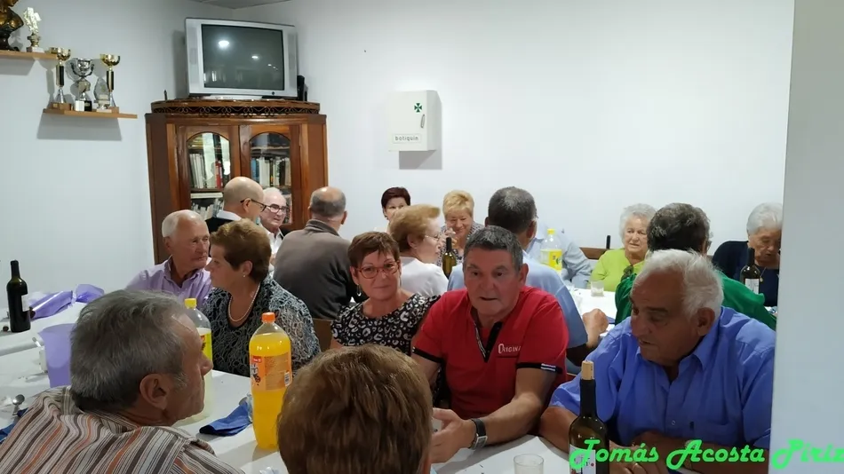 Foto 8 - El fallecimiento de uno de los socios m&aacute;s antiguos entristece la reuni&oacute;n anual de &lsquo;El Tilero&rsquo; ...
