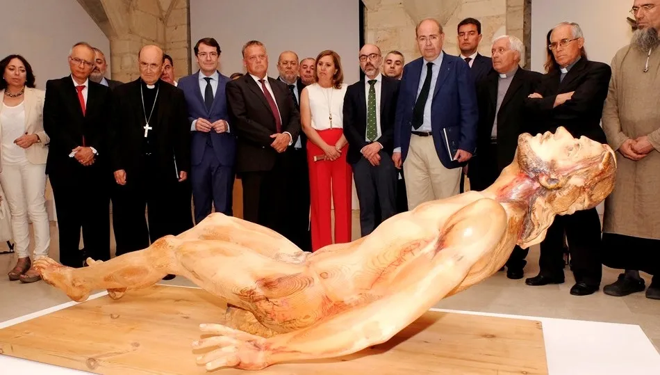 Una de las piezas de esta muestra, que se inauguraba este lunes en la Catedral de Burgos. Foto JCyL