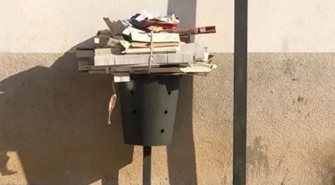 1Foto: De nuevo la papelera como contenedor  