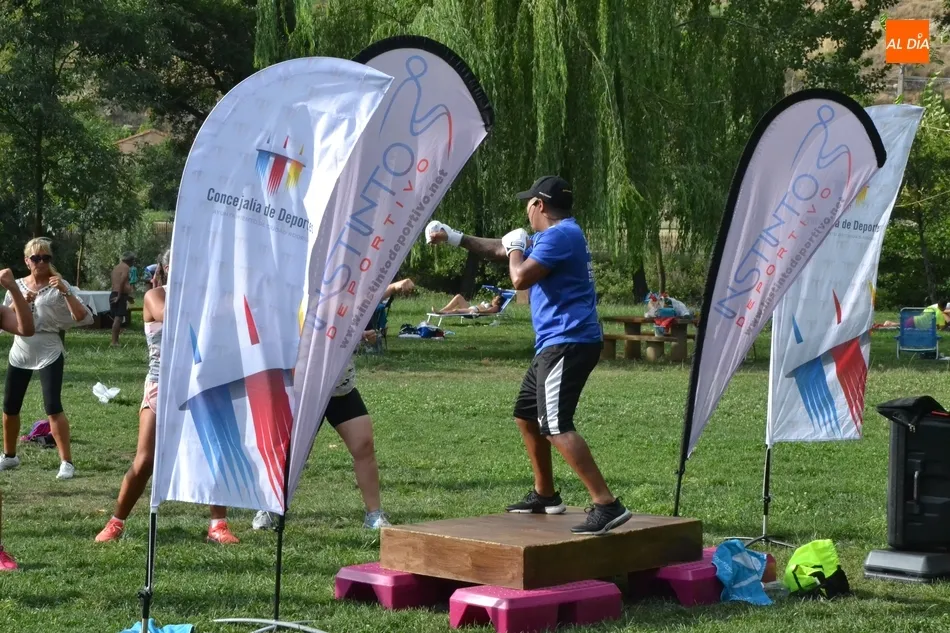 Foto 8 - El Pic&oacute;n vive una completa tarde de martes con deporte y m&uacute;sica  