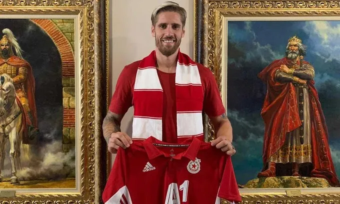 Albentosa, con el CSKA Sofía / TWITTER