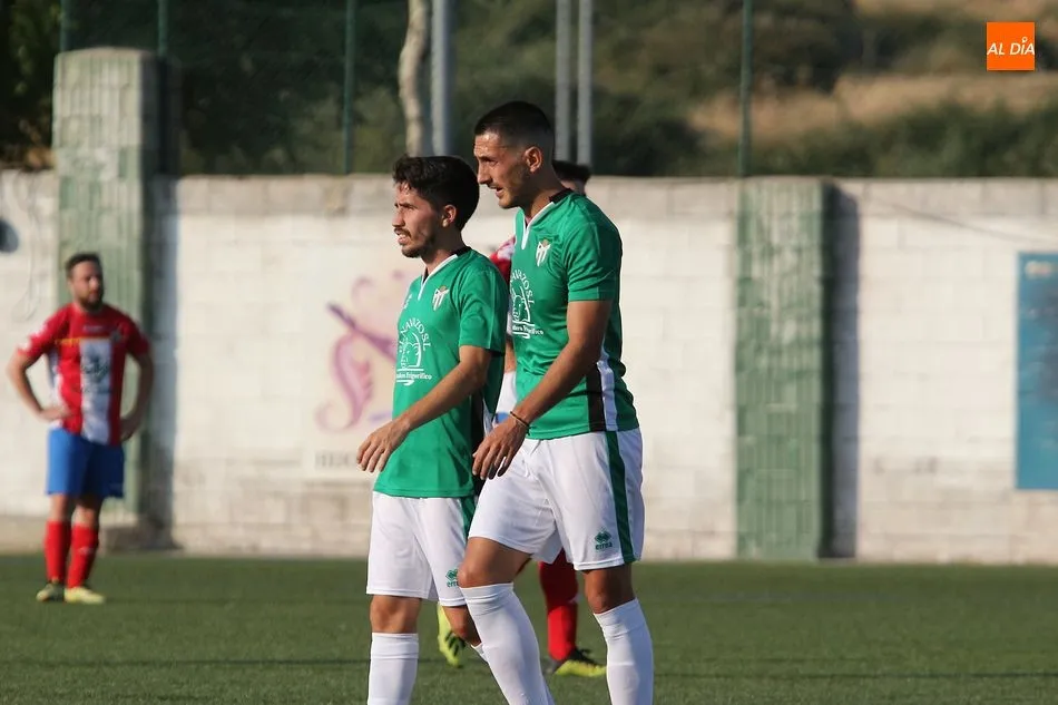 Foto 6 - El CD Guijuelo deja buen sabor de boca en su primera prueba ante el Atco. Tordesillas (5-1)