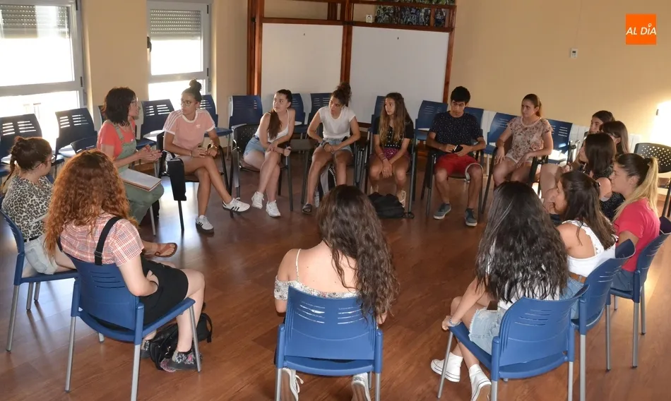 Foto 2 - El Equipo de Apoyo de la Feria de Teatro se pone tambi&eacute;n en marcha  