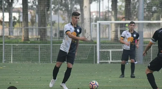 Dani Gutiérrez en un partido con Unionistas / Unionistas CF