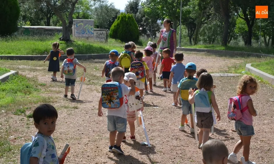 Foto 11 - Los alumnos de la Escuela Infantil peregrinan un a&ntilde;o m&aacute;s a Santiago de Compostela  