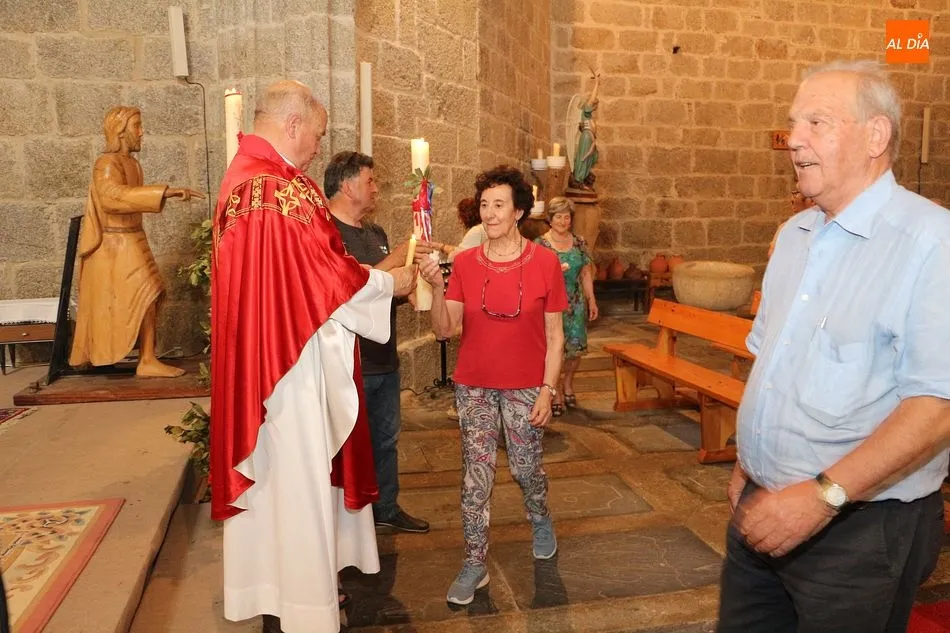 Foto 7 - Fuenterroble rinde homenaje a Santiago Apostol y a los peregrinos
