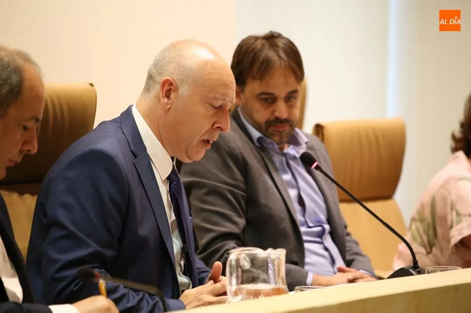 Foto 6 - El Ayuntamiento aprueba por mayor&iacute;a impulsar la construcci&oacute;n del Puerto Seco y el desarollo de...