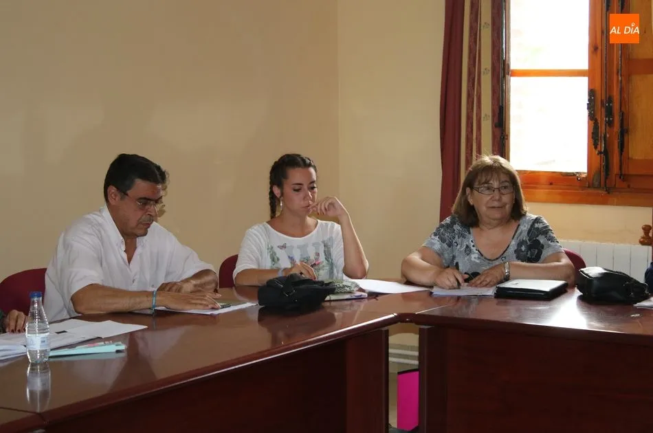 Foto 5 - Quejas vecinales por la escasez de agua en Terradillos