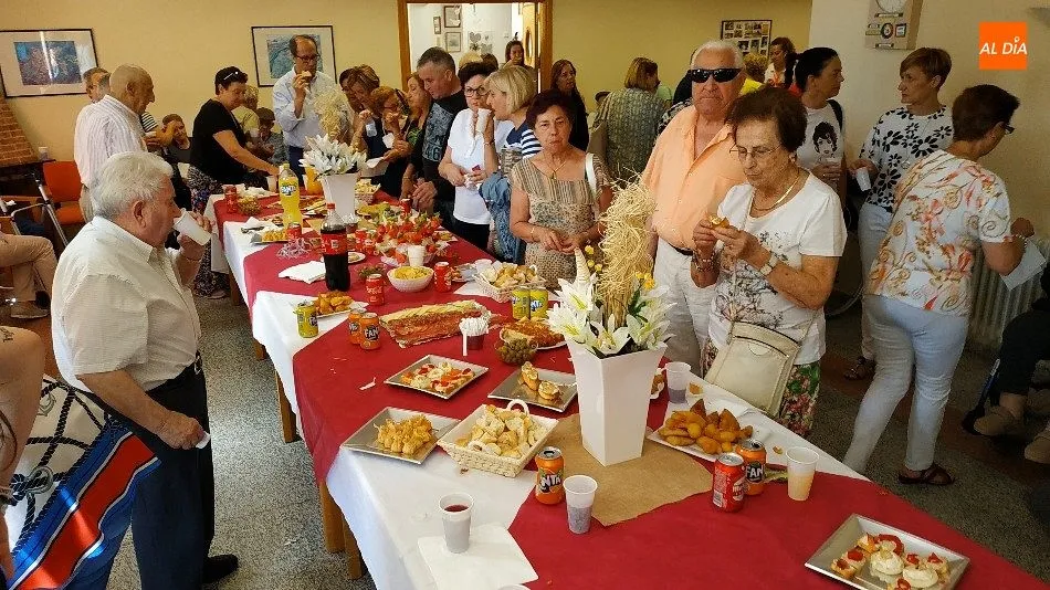 Foto 2 - Guijuelo celebra el d&iacute;a del Abuelo