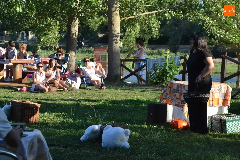 Foto 9 - Los ni&ntilde;os del Pic&oacute;n &lsquo;meriendan&rsquo; con Gloria  