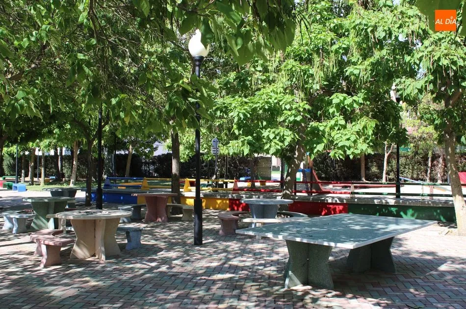 Foto 8 - El Ayuntamiento acomete mejoras en los parques infantiles
