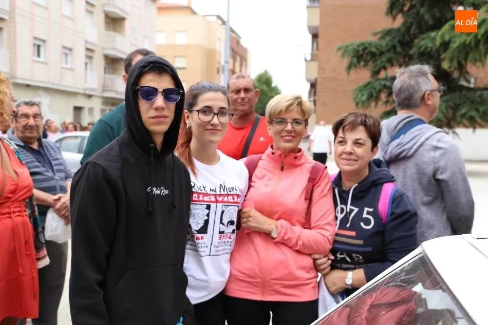 Foto 4 - &Eacute;xito de la paella popular que muestra la cara solidaria de las fiestas de Santa Marta