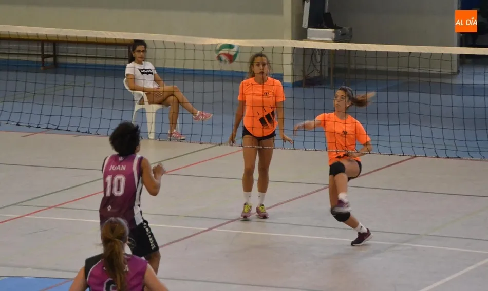Foto 8 - Turno para el voley 3x3 dentro del verano deportivo mirobrigense  