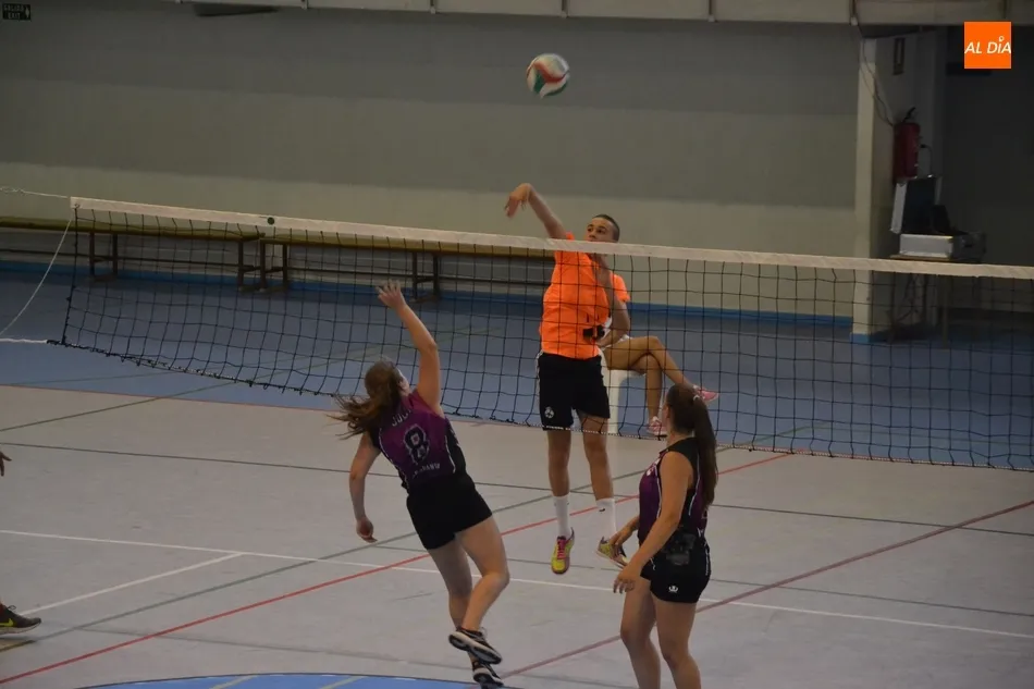 Foto 6 - Turno para el voley 3x3 dentro del verano deportivo mirobrigense  