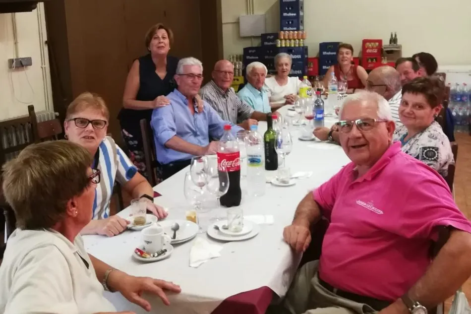 Foto 2 - Los mayores de Almendra celebran Santiago Ap&oacute;stol  