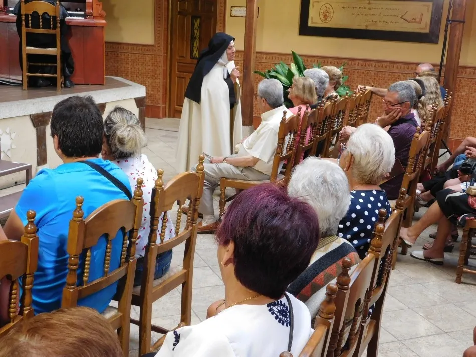Foto 5 - El grupo teatral &lsquo;Lazarillo de Tormes&rsquo; lleva la vida de Santa Teresa a Herv&aacute;s