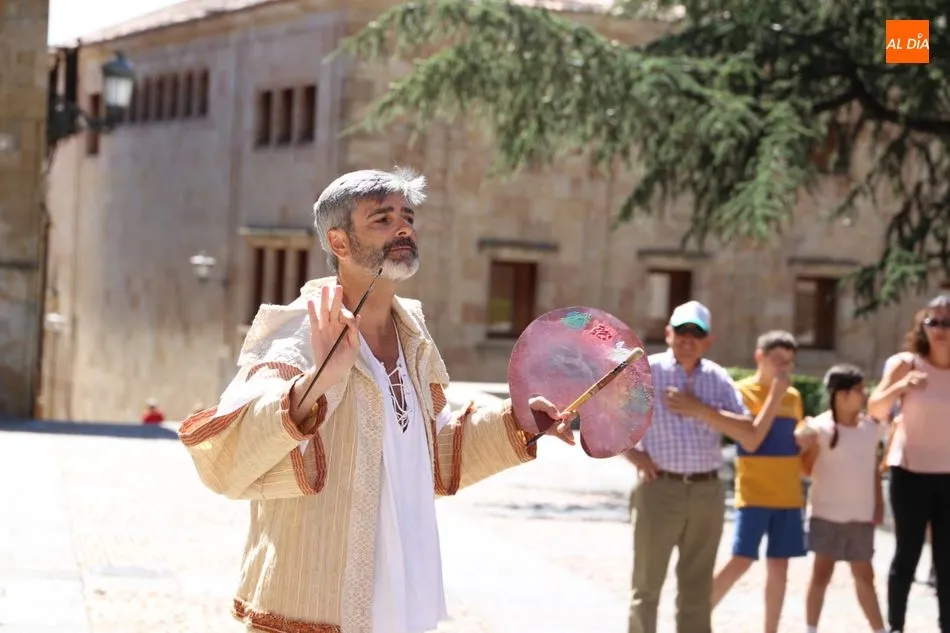 Foto 7 - &lsquo;Salamanca, tu tiempo es de piedra y oro&rsquo; vuelve a reunir a un gran n&uacute;mero de curiosos