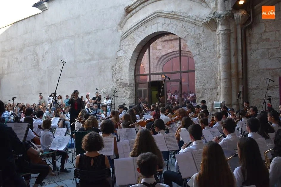 Foto 9 - Cierre del IX Encuentro Orquestal Sinf&oacute;nico de Alba de Tormes