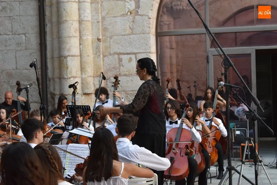 Foto 7 - Cierre del IX Encuentro Orquestal Sinf&oacute;nico de Alba de Tormes