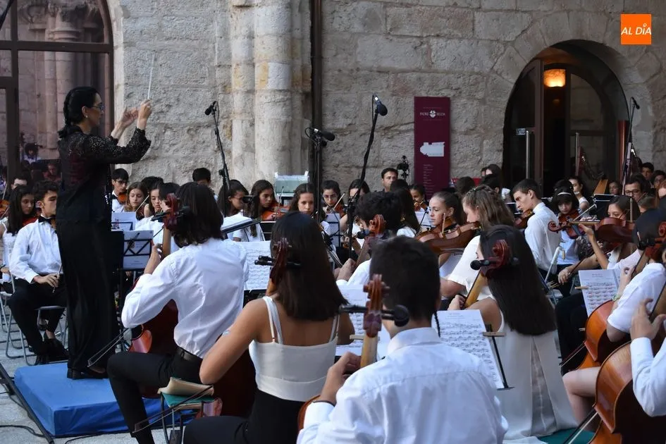 Foto 5 - Cierre del IX Encuentro Orquestal Sinf&oacute;nico de Alba de Tormes