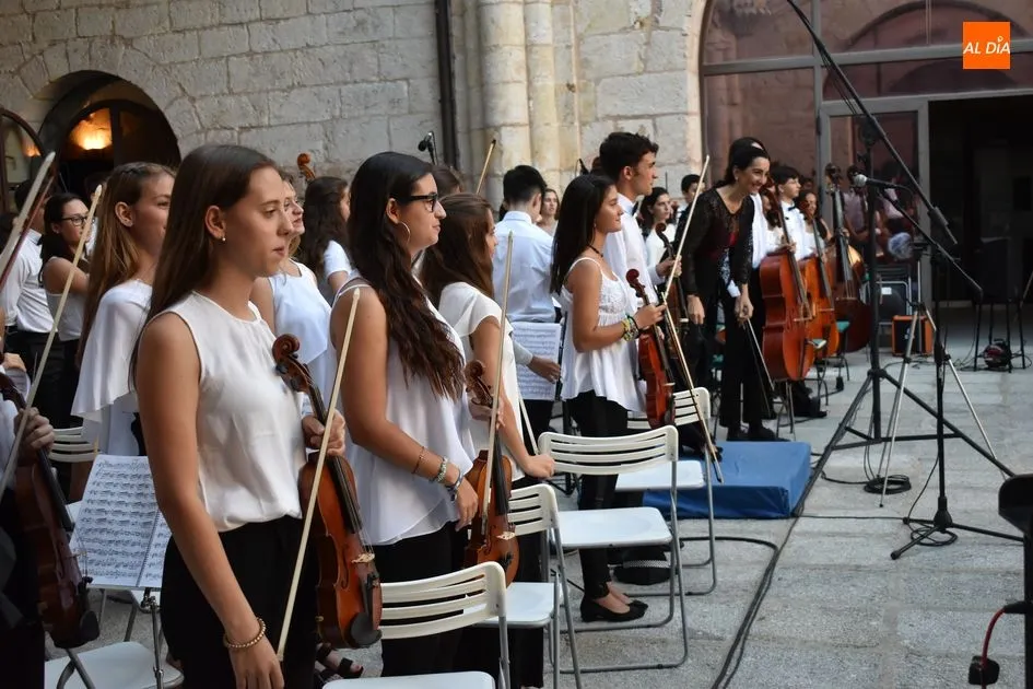Foto 3 - Cierre del IX Encuentro Orquestal Sinf&oacute;nico de Alba de Tormes