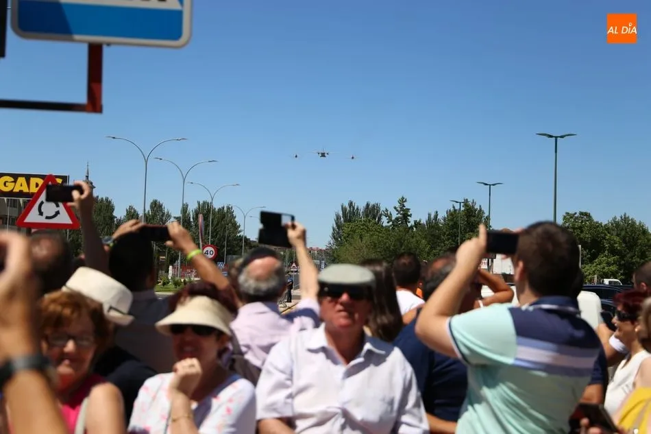 Foto 8 - Inaugurada la rotonda de la base a&eacute;rea de Matac&aacute;n con un avi&oacute;n cedido por el Ej&eacute;rcito del Aire