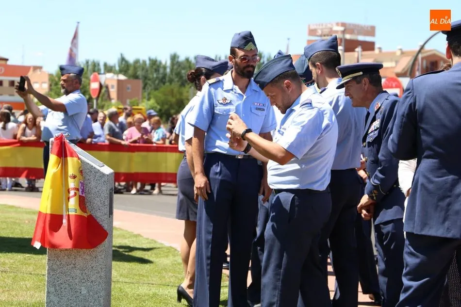 Foto 6 - Inaugurada la rotonda de la base a&eacute;rea de Matac&aacute;n con un avi&oacute;n cedido por el Ej&eacute;rcito del Aire