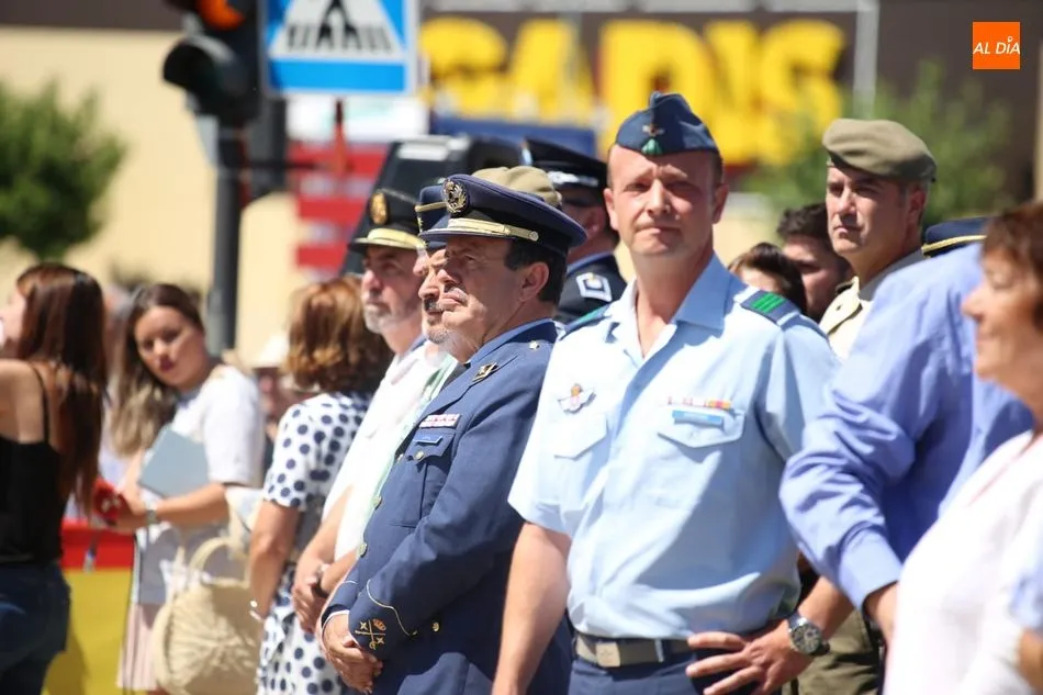 Foto 4 - Inaugurada la rotonda de la base a&eacute;rea de Matac&aacute;n con un avi&oacute;n cedido por el Ej&eacute;rcito del Aire